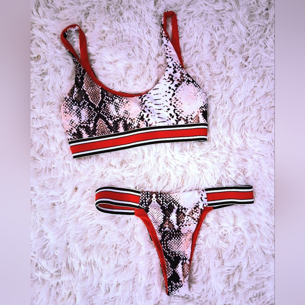 Matte Snakeskin Red White And Black Python Print Scoopneck Bikini Size S